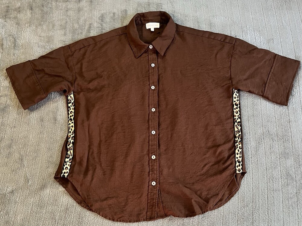 Entro Button Down Shirt Size Small Brown Leopard Trim Short Sleeve